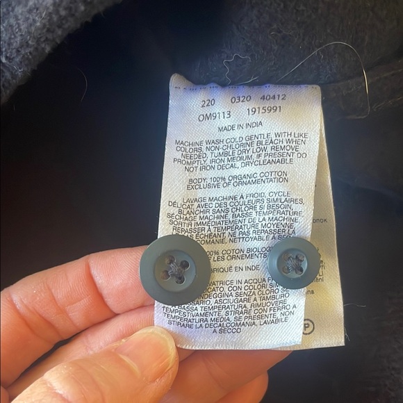 Mountain Hardware Black Button-Up Shirt/Over-shirt. Sz Medium. - Picture 8 of 9